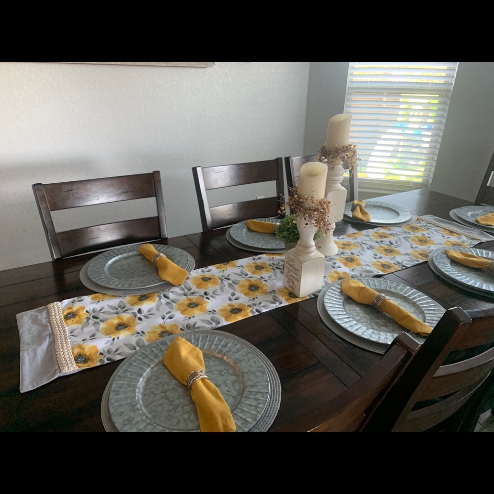 Table Runner